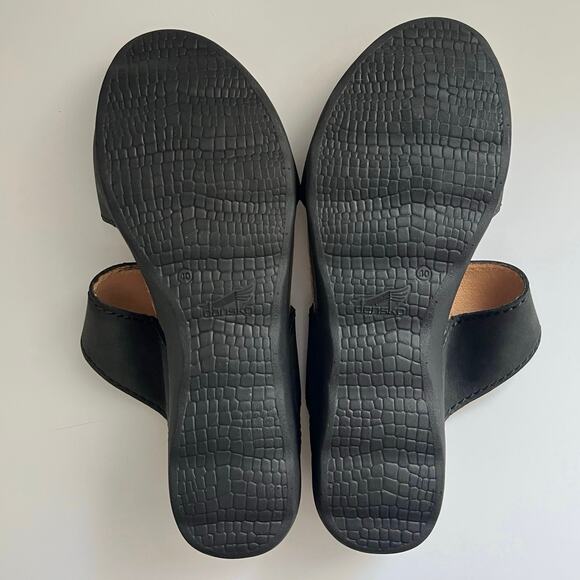 Dansko Maddy Wedge Sandals Nubuck Leather Slip-On Comfort Black Size 40/9.5-10 - Picture 9 of 12